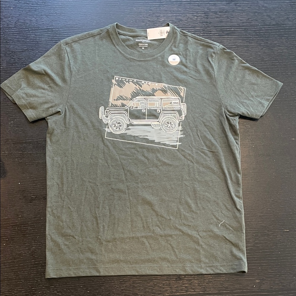 Banana Republic Dark Green Graphic Tee